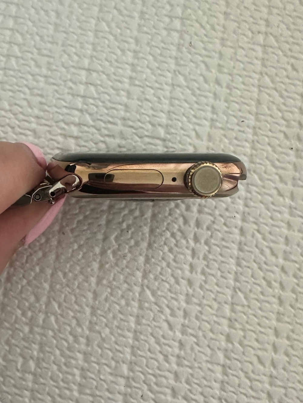 Apple Watch Series 10 Titanium 42mm A3001 (GPS + Cellular) Gold w/ Accessories - Picture 8 of 16